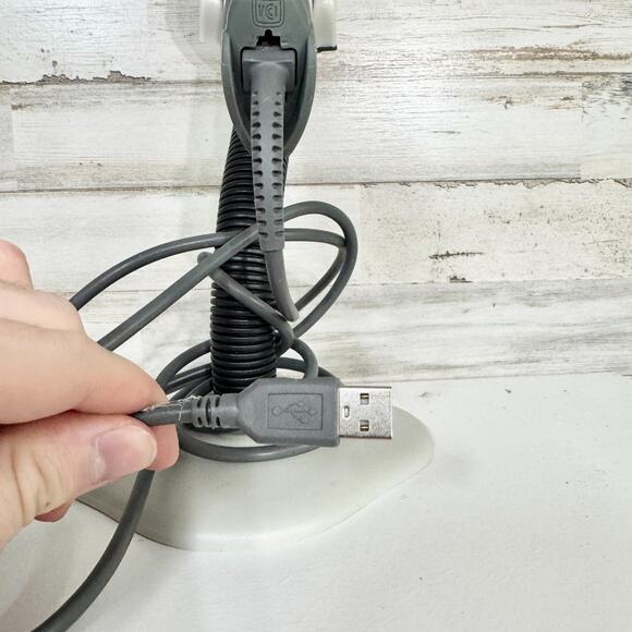 Symbol LS2208 Barcode Scanner Handheld with Stand LS2208-SR20001R-NA - Picture 7 of 8